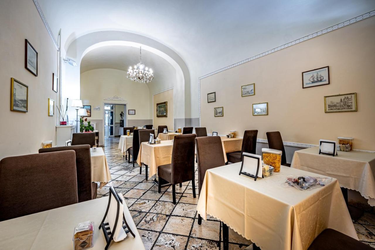 Hotel Minerva Pisa Exterior photo
